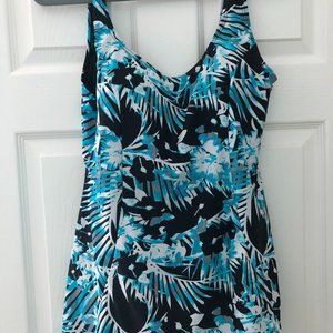 SHORE SHAPES SWIMSUIT SIZE 14 ONE PIECE